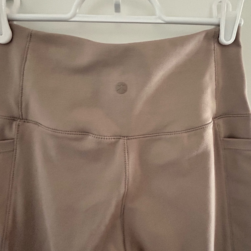 DANSKIN • Cross Waist Yoga Pants • S • - Picture 2 of 8